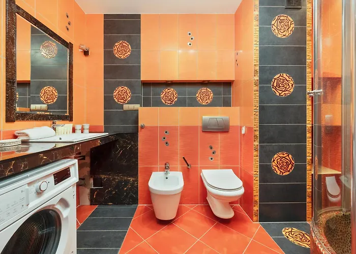 Spacious For 11 With 5 Bedrooms In By Renters *