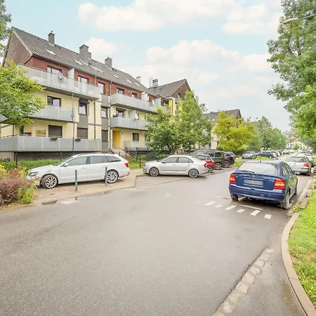 Spacious For 11 With 5 Bedrooms In By Renters