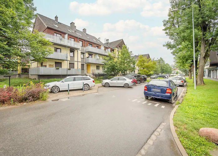 Spacious For 11 With 5 Bedrooms In By Renters